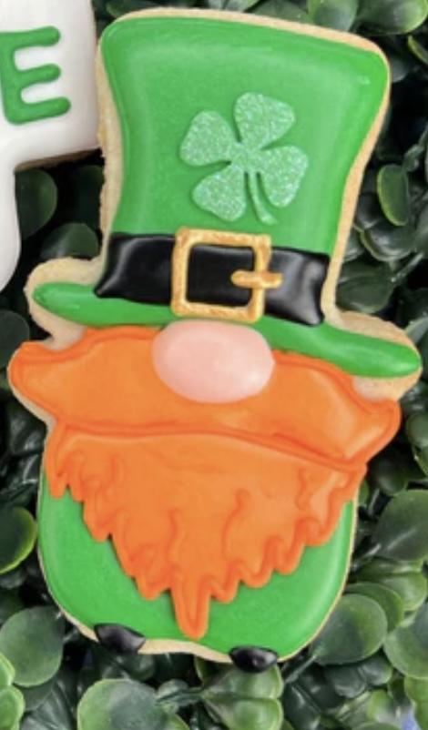 Green and orange leprechaun cookie