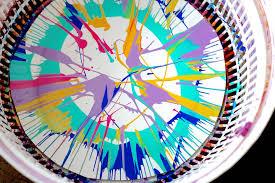 Salad spinner art